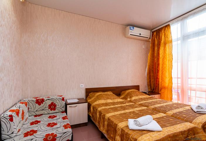 Стандарт трехместный. Гостевой дом Светлана, Сочи, Адлер