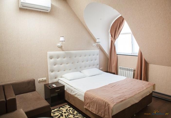 Стандарт двухместный (мансардный) без балкона. Гостиница Грейс Грейс Кипарис, Сочи