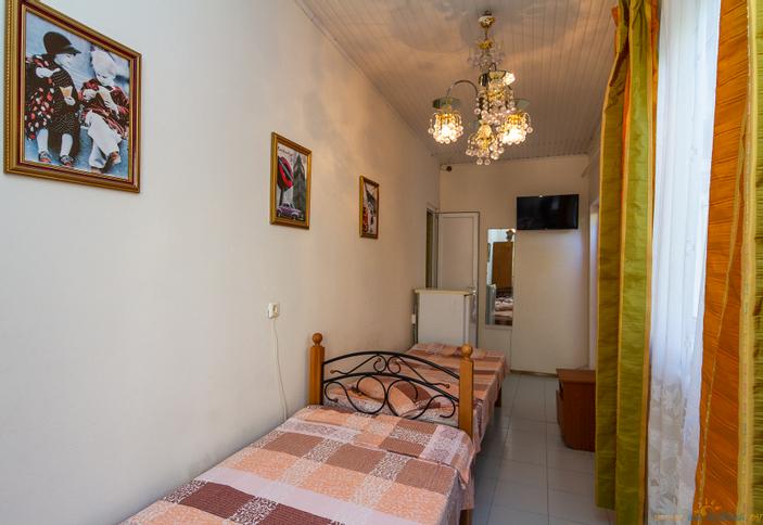 Двухместный с балконом. Гостевой дом Виктория. Геленджик