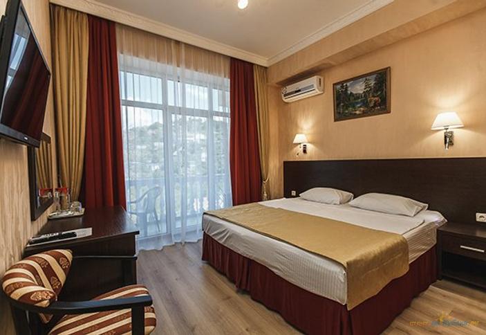 Стандарт двухместный с балконом с видом на горы, корпус А