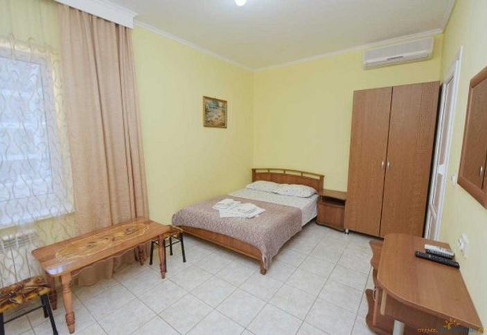 Трехместный стандарт. Гостевой дом Мария, п. Кабардинка