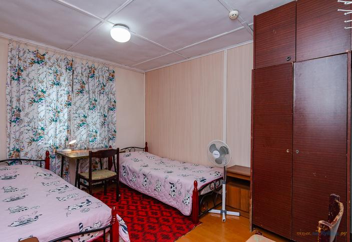 Трехместный эконом. База отдыха Геленджик, г. Геленджик