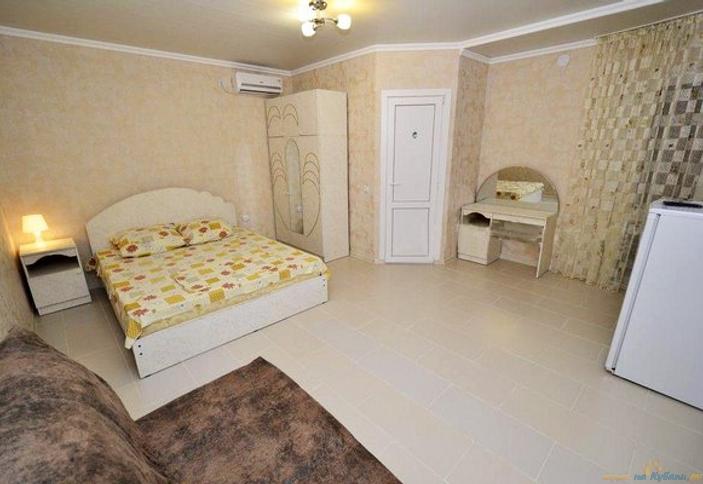 Стандарт трехместный. Гостевой дом Alirina, Анапа, Витязево