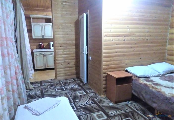 Коттедж трехместный с кухней