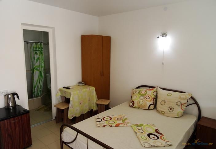 Мини-отель Надежда, Ейский район, Должанская