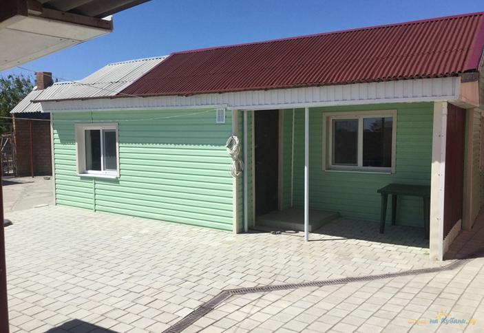 Двухкомнатный домик с кухней