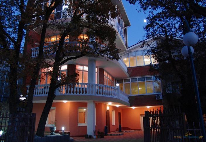 Лазурная 7а