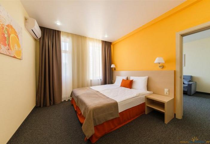 Семейный двухкомнатный. Отель Мандарин (бывш. 