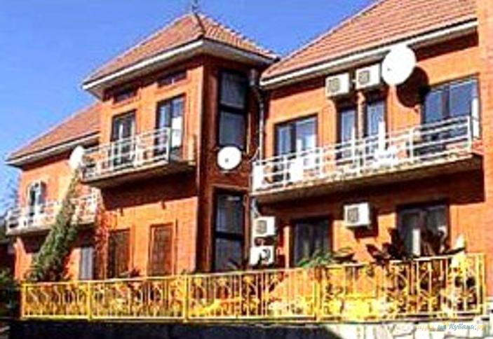 Четырехместный двухкомнатный номер Люкс. Гостевой дом Алиса, г. Геленджик, п. Криница