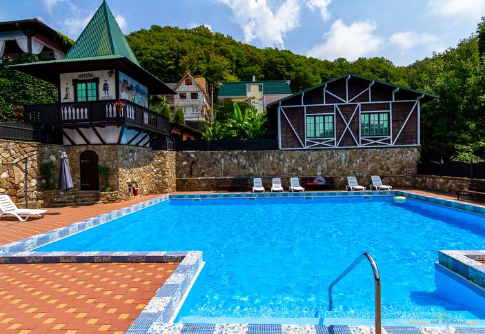 Гостиничный комплекс Шале, Туапсинский район, п. Пляхо