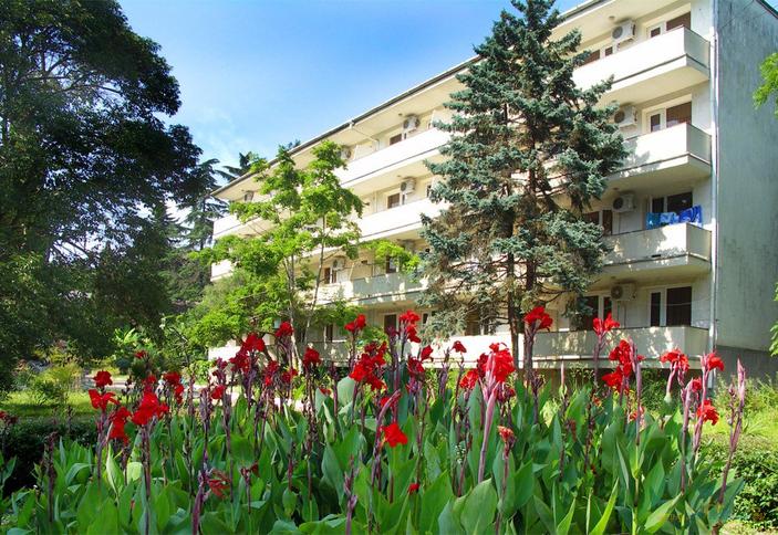 Санаторий Известия, Адлер