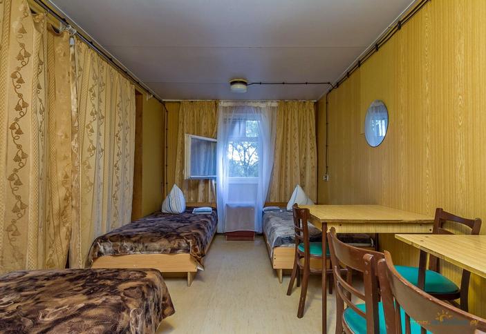 Трехместный эконом. Пансионат Азов-Шинкар, Темрюкский район, пос. Пересыпь