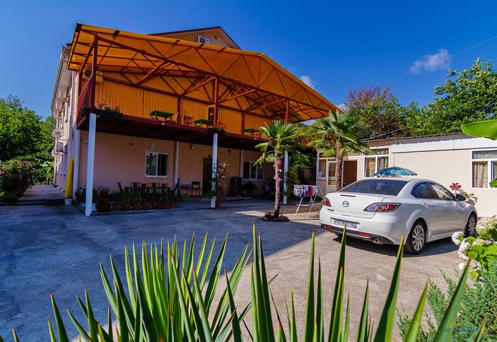 Гостевой коттедж Южаночка, Сочи, Лоо