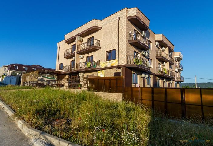 Гостевой дом Легенда, г. Геленджик, с. Дивноморское