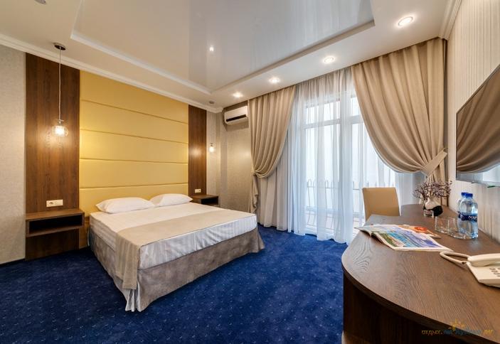 Стандарт двухместный. Отель Орион, Геленджик