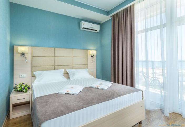 Люкс двухкомнатный двухместный. Отель ДельМарИнн. Анапа, Витязево