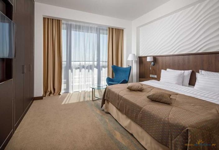 Люкс двухместный двухкомнатный premium, корпус 1. SPA Hotel & Wellness Приморье Grand Resort Hotel, Геленджик