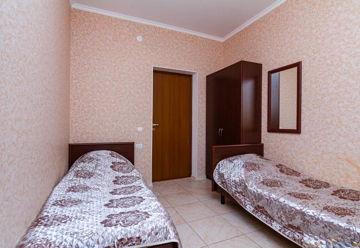 Стандарт двухместный твин. Гостевой дом Мадагаскар, Геленджик, Кабардинка