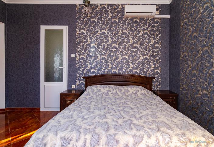 Двухместный с балконом. Гостевой дом Кристина, г. Геленджик, с. Кабардинка