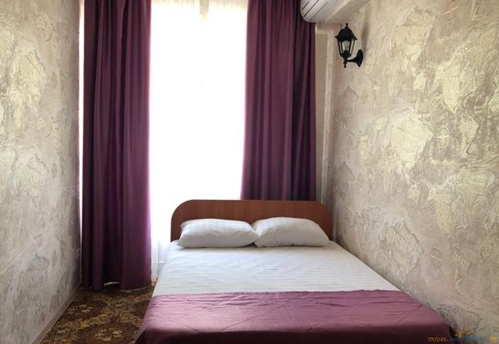 Стандарт четырехместный. Гостиница Ретро. Анапа, Витязево