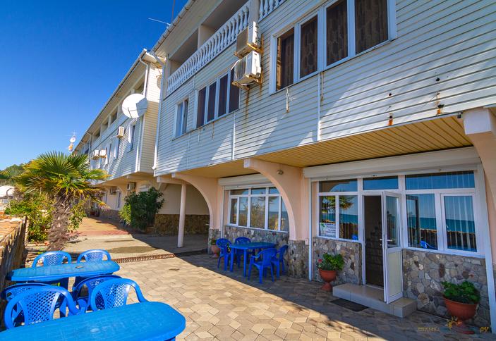 Эллинг Натали, Сочи, Лоо