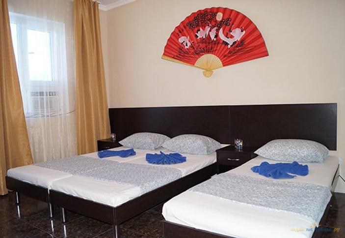 Семейный четырехместный. Гостиница Скала. Анапа