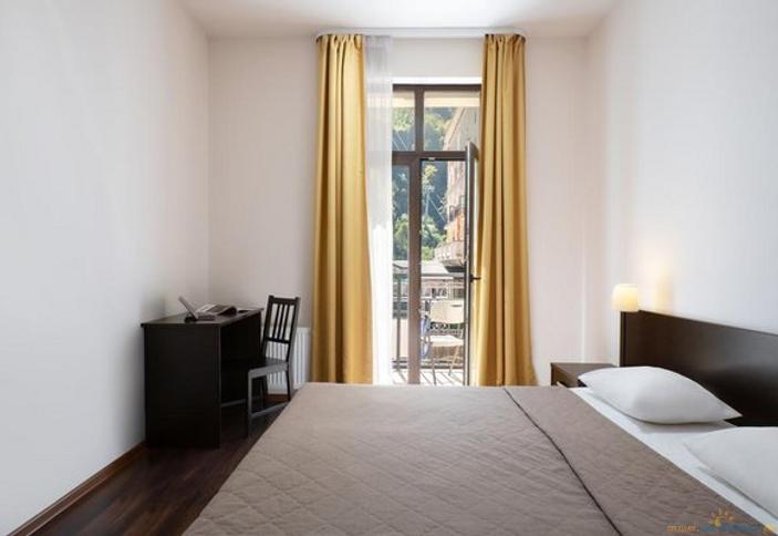 Апартаменты двухместные двухкомнатные с кухней, корпус 2