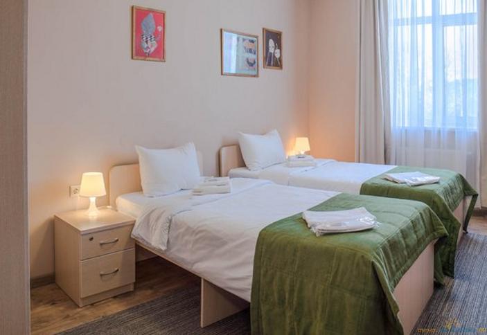 Семейный четырехместный трехкомнатный. Отель 28, п. Эсто-Садок, Адлерский район Сочи