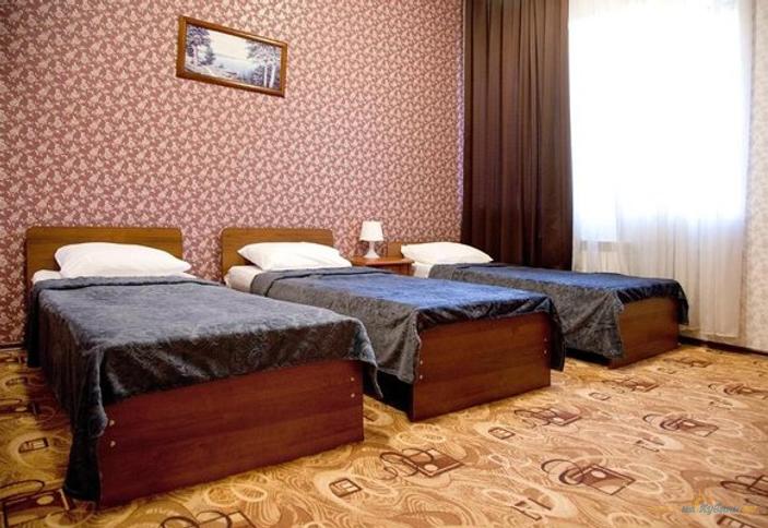 Трехместный стандарт. Отель Утомленные солнцем, г. Сочи, пос. Красная Поляна