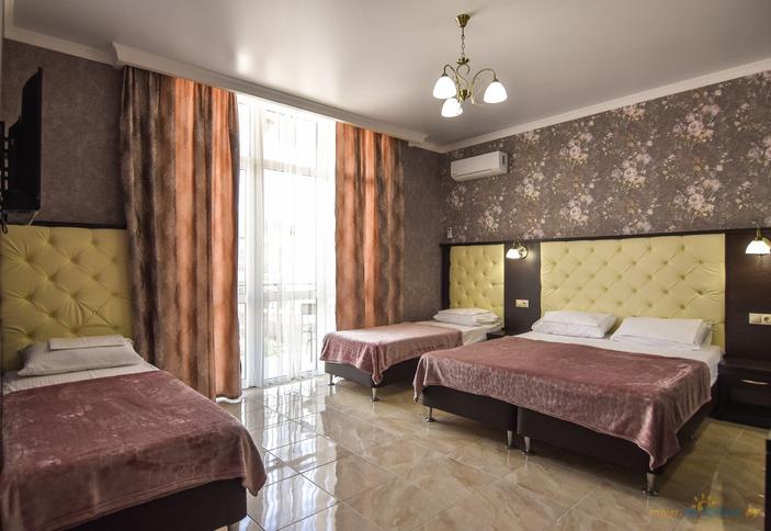 Четырехместный