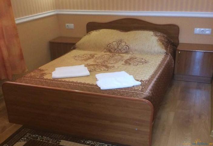 Стандарт двухместный. Гостевой дом Фиеста. Геленджик, Кабардинка