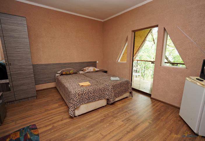 Четырехместный эконом. База отдыха Лаванда, Сочи, Лазаревский район, п. Лазаревское