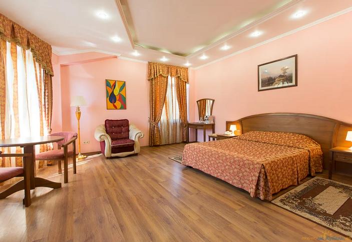 Студия. Отель Тройка. Сочи, Красная Поляна