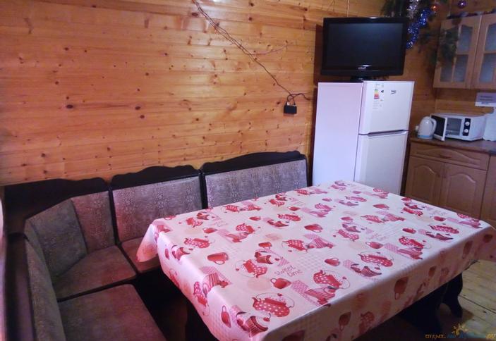 Второй Этаж