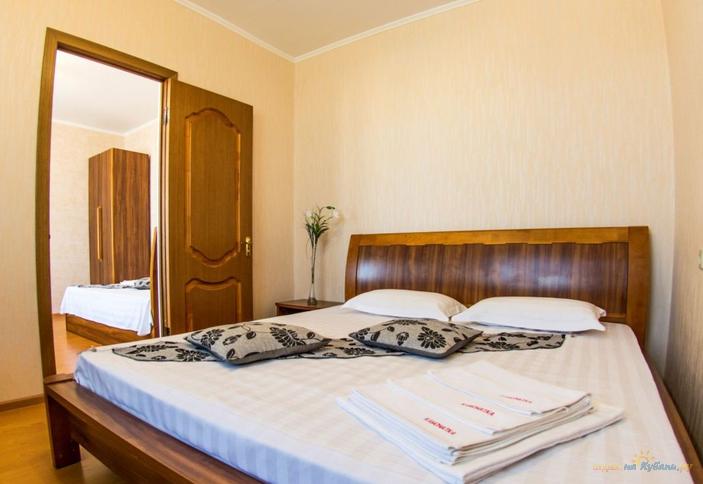 Семейный. Гостевой дом Камчатка, г. Анапа, п. Джемете