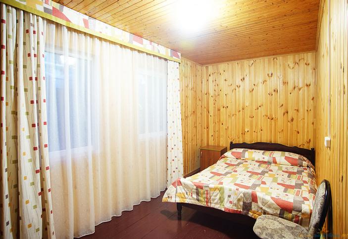 Двухкомнатный деревянный домик. Пансионат Солнечный, Анапа, Джемете