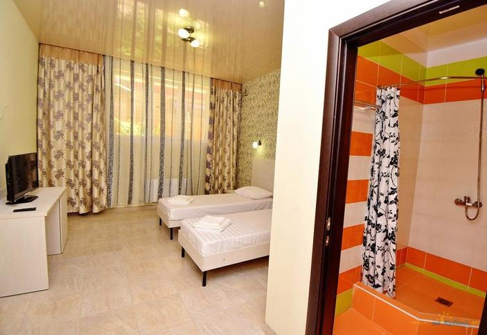 Трехместный, цокольный этаж