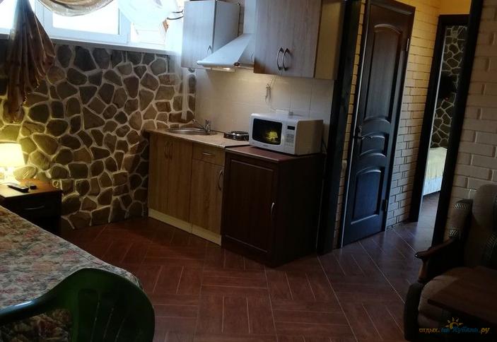 4-, 6-местный двухкомнатный полулюкс с мини кухней