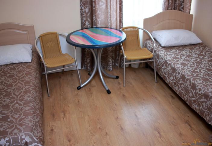 Улучшенный Твин с видом на город