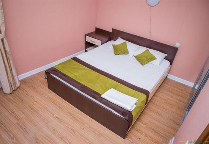 Трехместный семейный