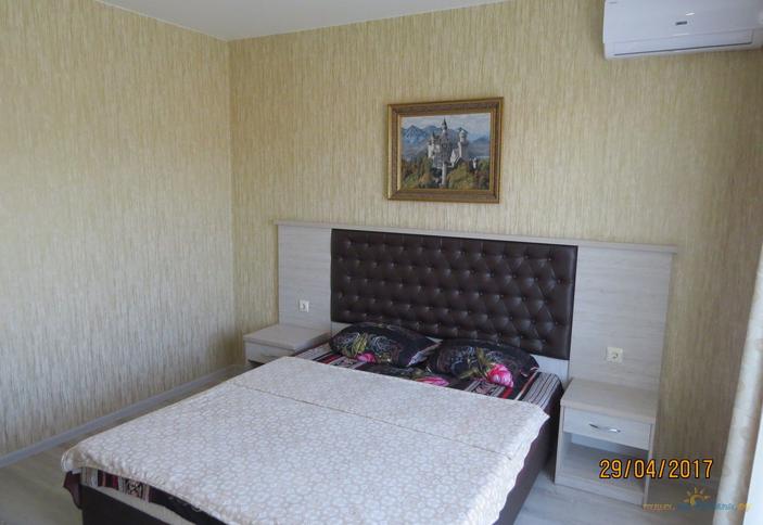 Пятиместная студия