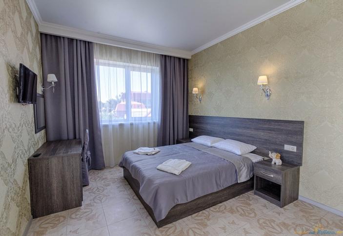 Студия с балконом