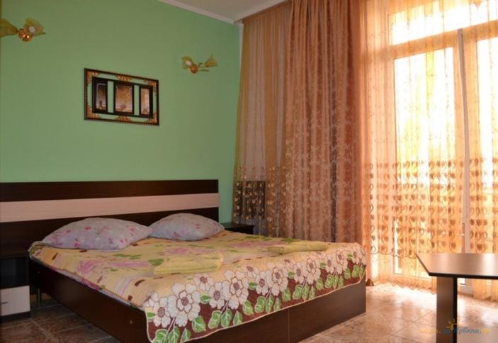 Стандарт четырехместный двухкомнатный с террасой. Отель Мармелад, Анапа, Витязево