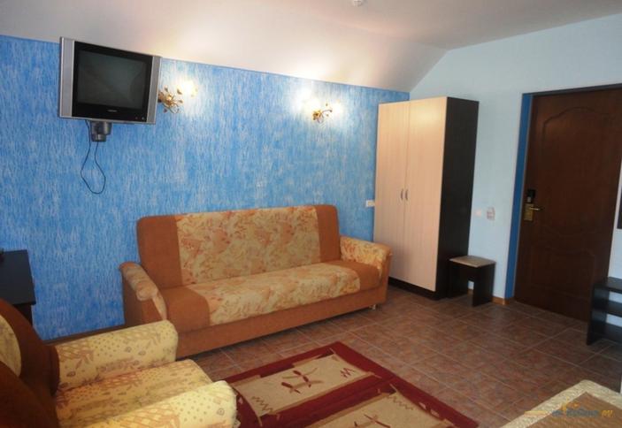 Стандарт четырехместный (цокольный этаж). Отель Мармелад, Анапа, Витязево