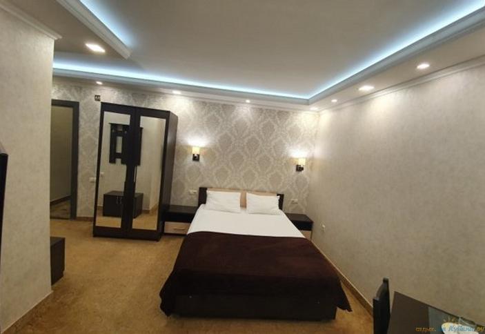 Полулюкс. Отель Восток. Сочи, Адлер, Мирный