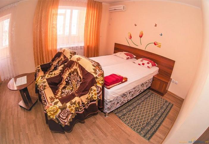 Стандарт+ 3-местный. Гостевой дом Елена, Анапа