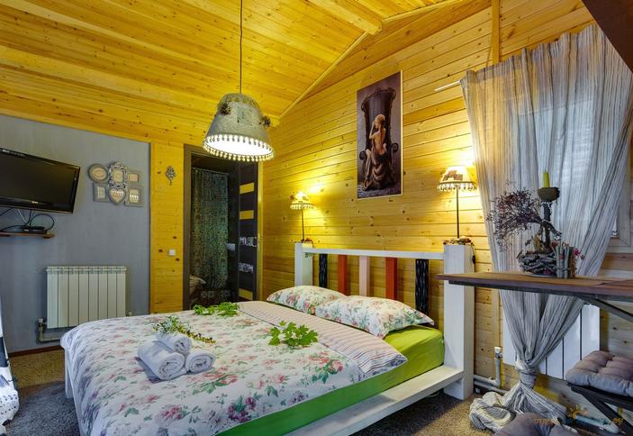 Аристократ. База отдыха Яблочный гусь, Северский р-он, п. Тхамаха