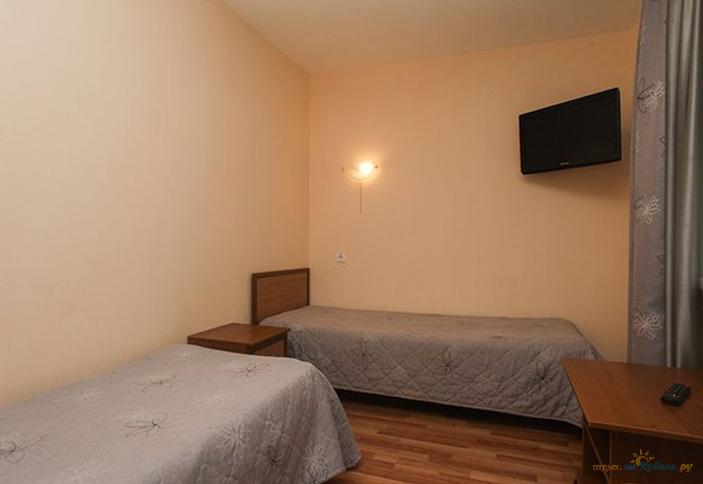 Двухместный без балкона 1 категории, корпус 2. Пансионат Восток, Туапсе, Новомихайловский