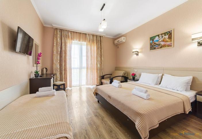 Четырехместный