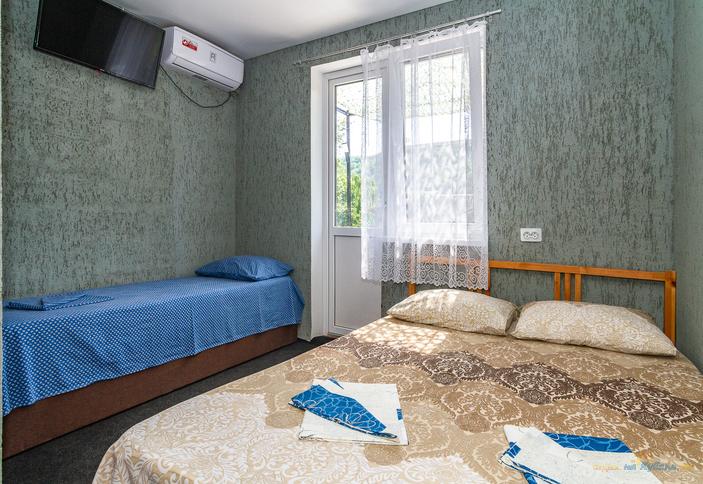 Трехместный номер. Гостевой дом Олений ручей, Туапсе, Джубга